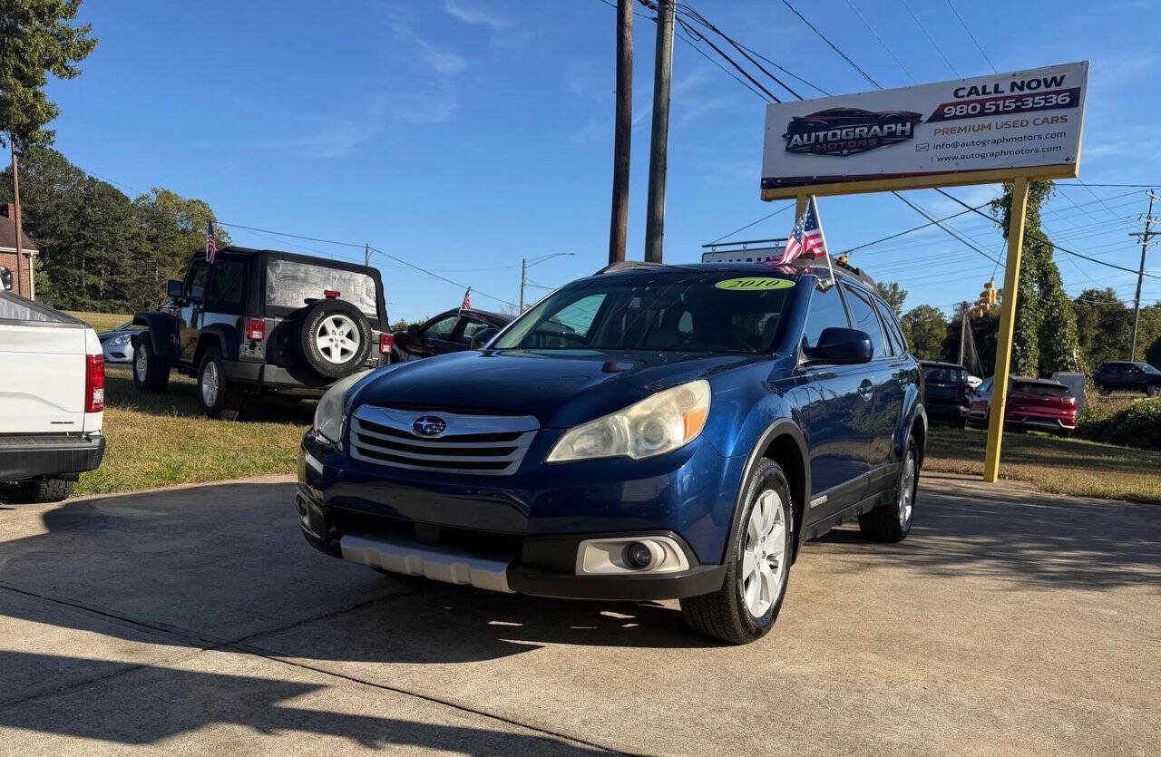 Used 2010 Subaru Outback 2.5i Limited AWD/4WD image 1