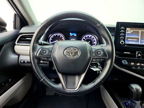 Used 2021 Toyota Camry SE w/ Carpet Mat Package (TMS) image 20