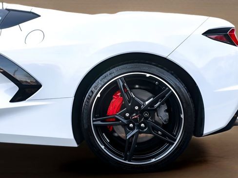 Used 2021 Chevrolet Corvette Stingray Preferred Cpe w/ 2LT RWD image 13