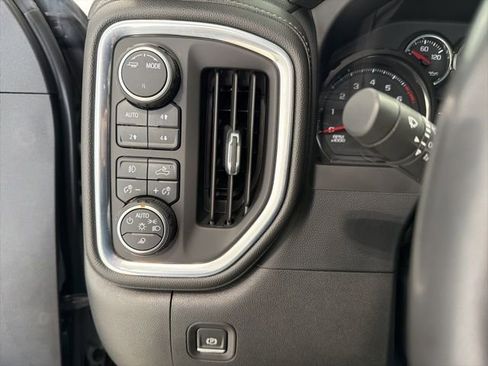 Used 2022 Chevrolet Silverado 1500 LT Trail Boss w/ LT Trail Boss Premium Package image 11