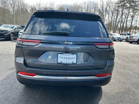 Used 2023 Jeep Grand Cherokee 4WD 4xe image 7