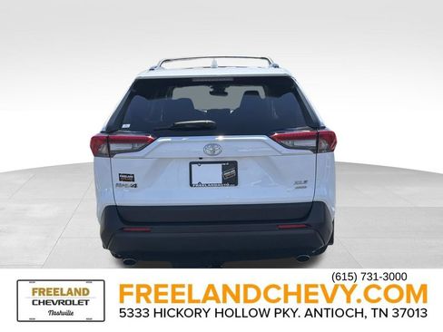Used 2023 Toyota RAV4 XLE AWD/4WD image 4