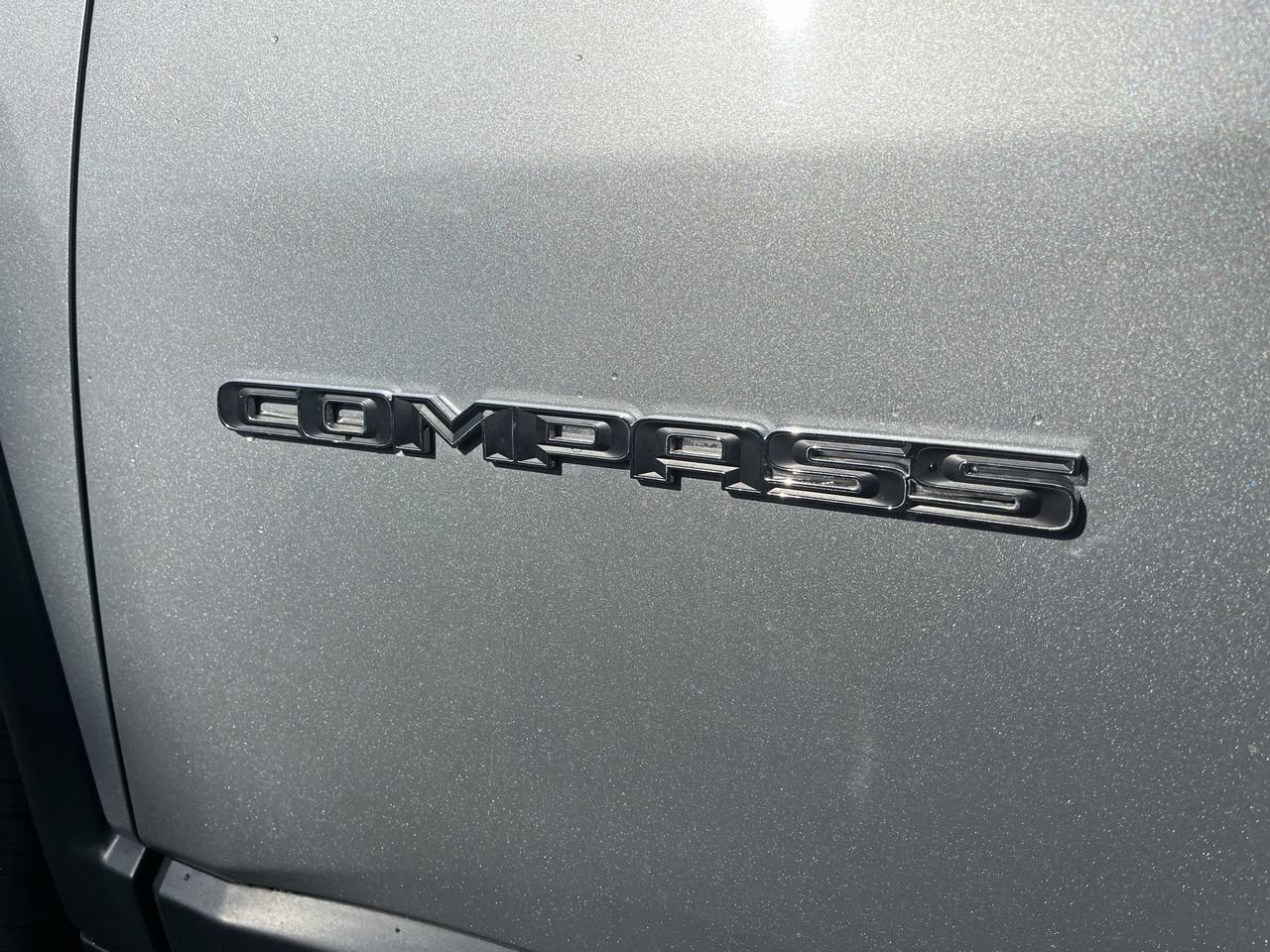 Used 2023 Jeep Compass Latitude AWD/4WD image 29