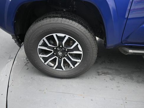 Used 2023 Toyota Tacoma TRD Sport w/ Advanced Technology Package AWD/4WD image 14