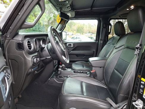 Used 2021 Jeep Wrangler Unlimited Sahara image 14