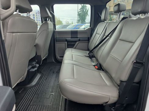 Used 2022 Ford F250 XL w/ Power Equipment Group image 11