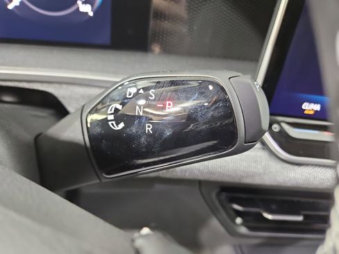 New 2026 Volkswagen Tiguan S AWD/4WD image 22