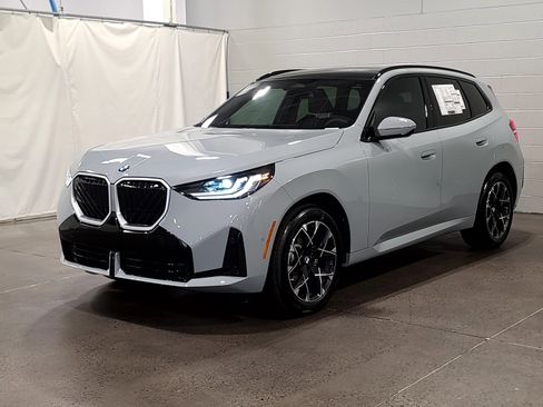 Used 2026 BMW X3 xDrive30i w/ M Sport Package AWD/4WD image 3