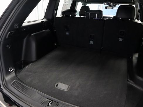 Used 2024 Jeep Grand Cherokee Altitude image 13