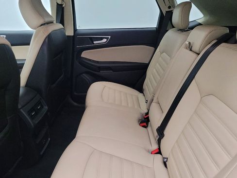 Used 2021 Ford Edge SEL AWD/4WD image 18