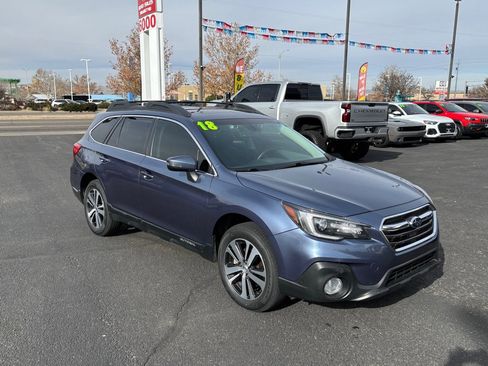 Used 2018 Subaru Outback 3.6R Limited image 34