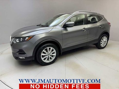 Used 2020 Nissan Rogue Sport SV w/ All-Weather Package AWD/4WD image 1