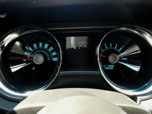 Used 2013 Ford Mustang GT image 14