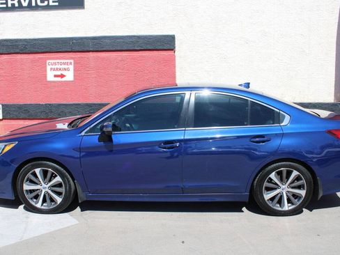 Used 2017 Subaru Legacy 2.5i Limited w/ Popular Package #4 AWD/4WD image 2