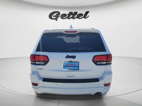 Used 2018 Jeep Grand Cherokee Altitude RWD image 13