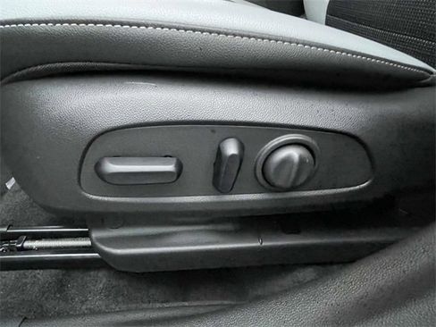 Used 2024 Buick Envista Preferred w/ Convenience I Package image 14