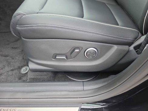 New 2026 Genesis GV70 2.5T Advanced image 10