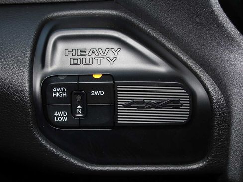 Used 2024 RAM 2500 Tradesman w/ Chrome Appearance Group AWD/4WD image 41