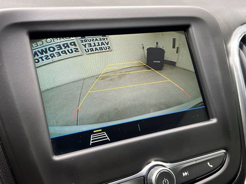 Used 2019 Chevrolet Equinox LT AWD/4WD image 17