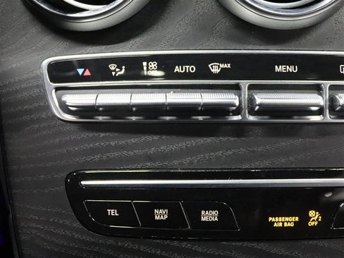 Used 2023 Mercedes-Benz GLC 300 4MATIC Coupe image 26