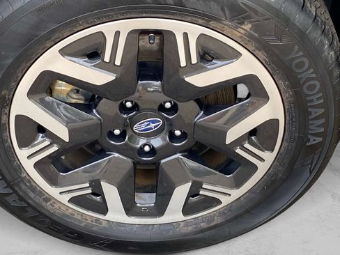 Certified 2025 Subaru Forester Premium AWD/4WD image 26