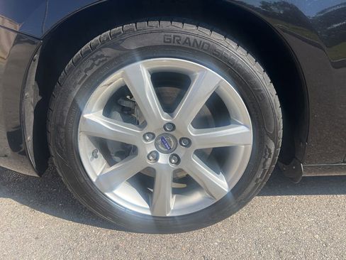 Used 2016 Volvo S60 T5 Premier w/ Convenience Package image 4