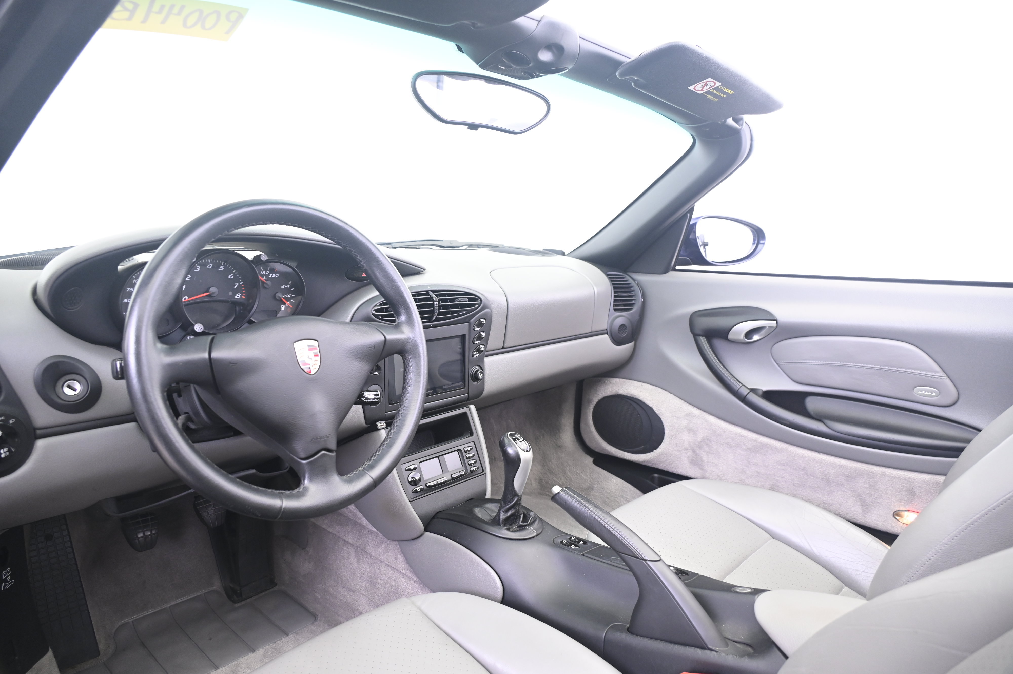 Used 2001 Porsche Boxster RWD image 4