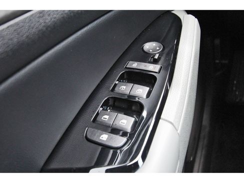 Used 2023 Kia Sportage X-Line w/ X-Line Premium Package AWD/4WD image 23