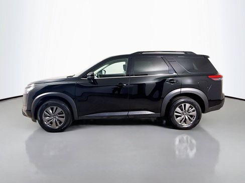 Used 2025 Nissan Pathfinder SV AWD/4WD image 8