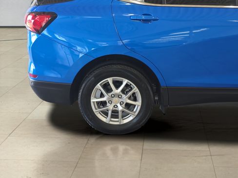Used 2024 Chevrolet Equinox LT w/ LPO, Floor Liner Package FWD image 31