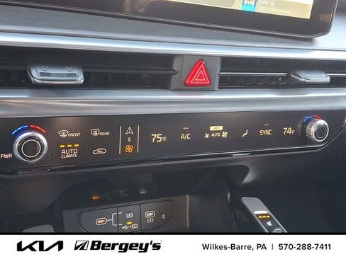 New 2026 Kia Sorento SX image 13