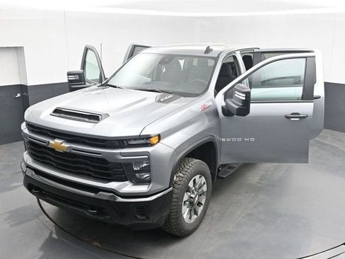 New 2026 Chevrolet Silverado 2500 Custom w/ Custom Convenience Package AWD/4WD image 47