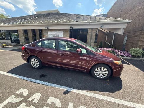 Used 2012 Honda Civic LX image 5