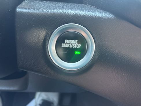 Used 2021 GMC Terrain SLT AWD/4WD image 33
