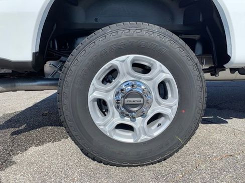 New 2026 Ford F250 XLT w/ FX4 Off-Road Package image 31