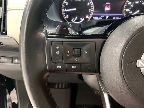 Used 2023 Nissan Pathfinder SL w/ SL Premium Package image 24