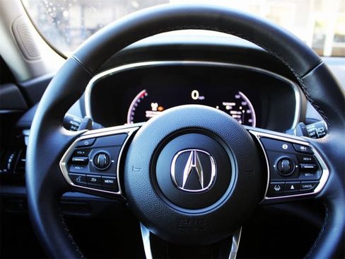 Used 2025 Acura MDX FWD image 32