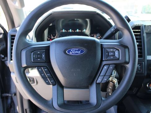Used 2018 Ford F150 XL w/ Equipment Group 101A Mid AWD/4WD image 26