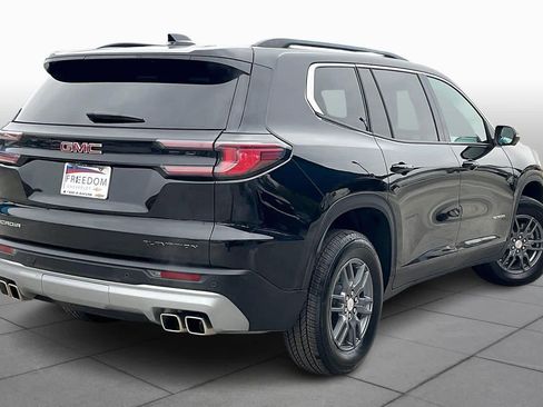 Used 2025 GMC Acadia Elevation image 12