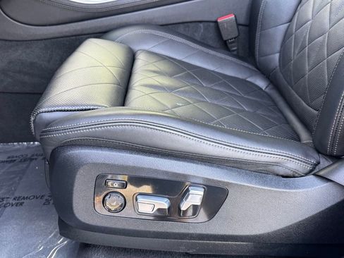 Used 2024 BMW X5 xDrive40i w/ Premium Package image 20