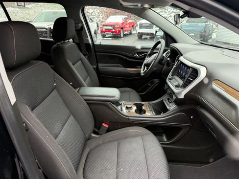 Used 2023 GMC Acadia SLE w/ Driver Convenience Package image 23