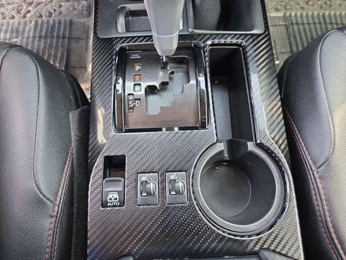 Used 2024 Toyota 4Runner TRD Off-Road Premium w/ Moonroof Package AWD/4WD image 25