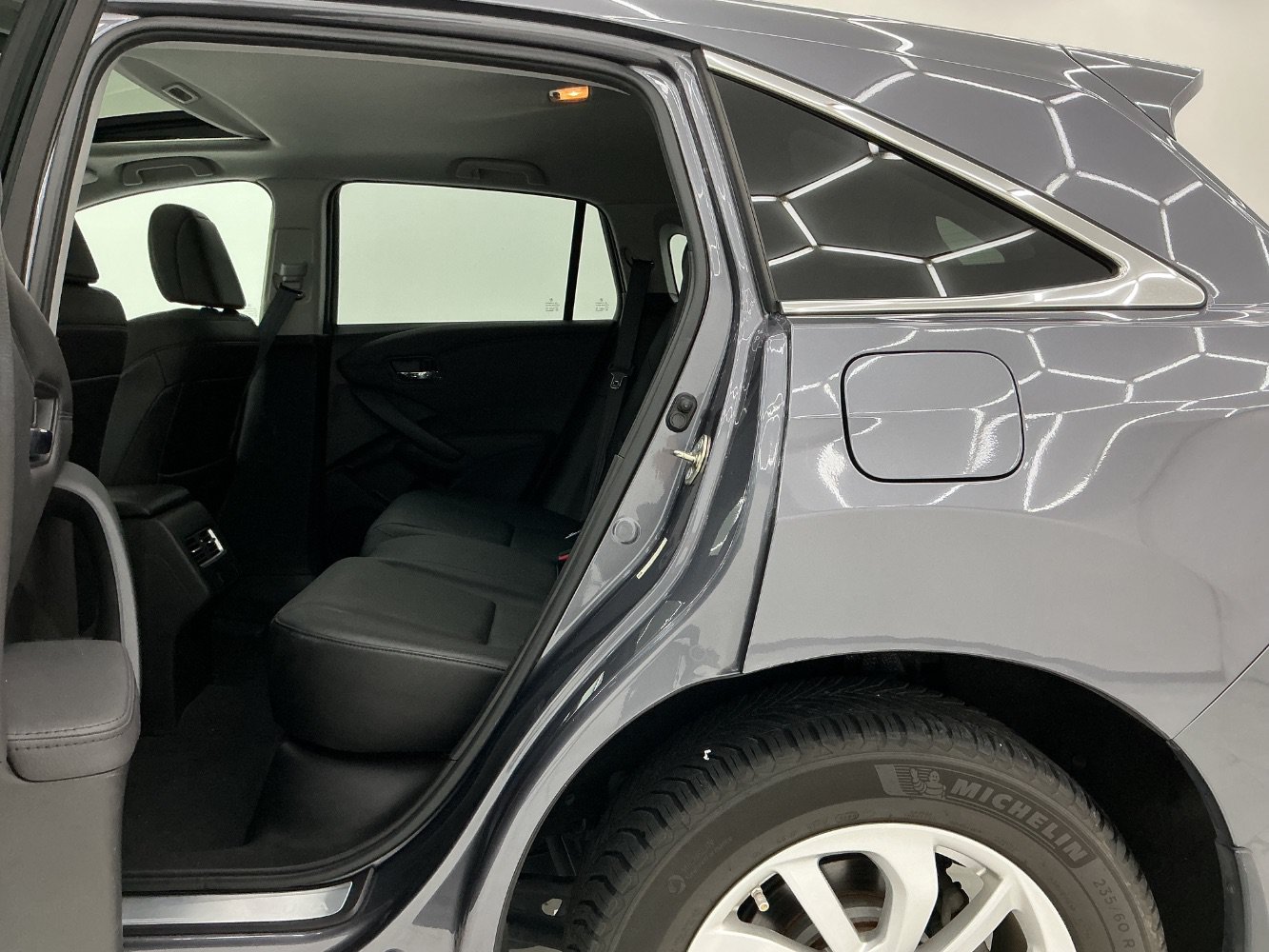 Used 2017 Acura RDX w/ Technology Package FWD image 20