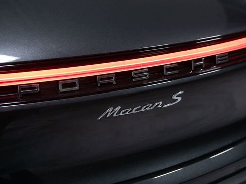 New 2026 Porsche Macan S AWD/4WD image 19