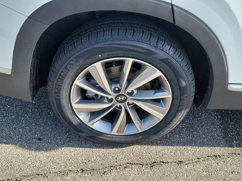 Used 2020 Hyundai Santa Fe SEL w/ Convenience + Premium Package FWD image 42