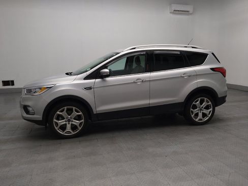 Used 2019 Ford Escape Titanium w/ U9j03 - Titanium Tow Package image 2