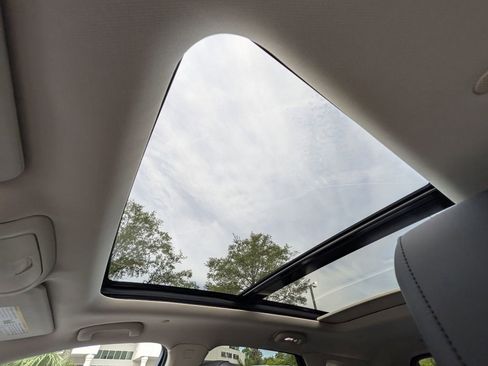 Used 2018 Cadillac XT5 Premium Luxury FWD image 23