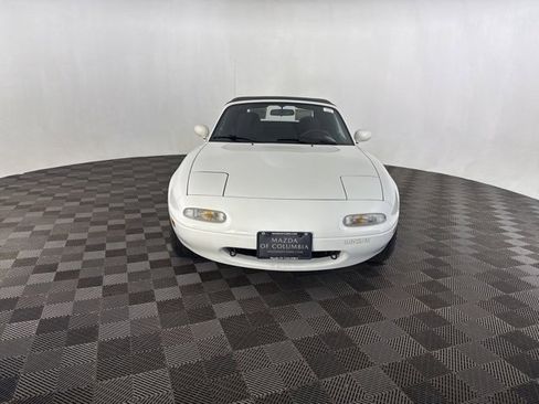 Used 1990 MAZDA MX-5 Miata image 2