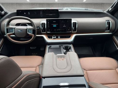 Used 2025 Ford Expedition Max King Ranch image 20