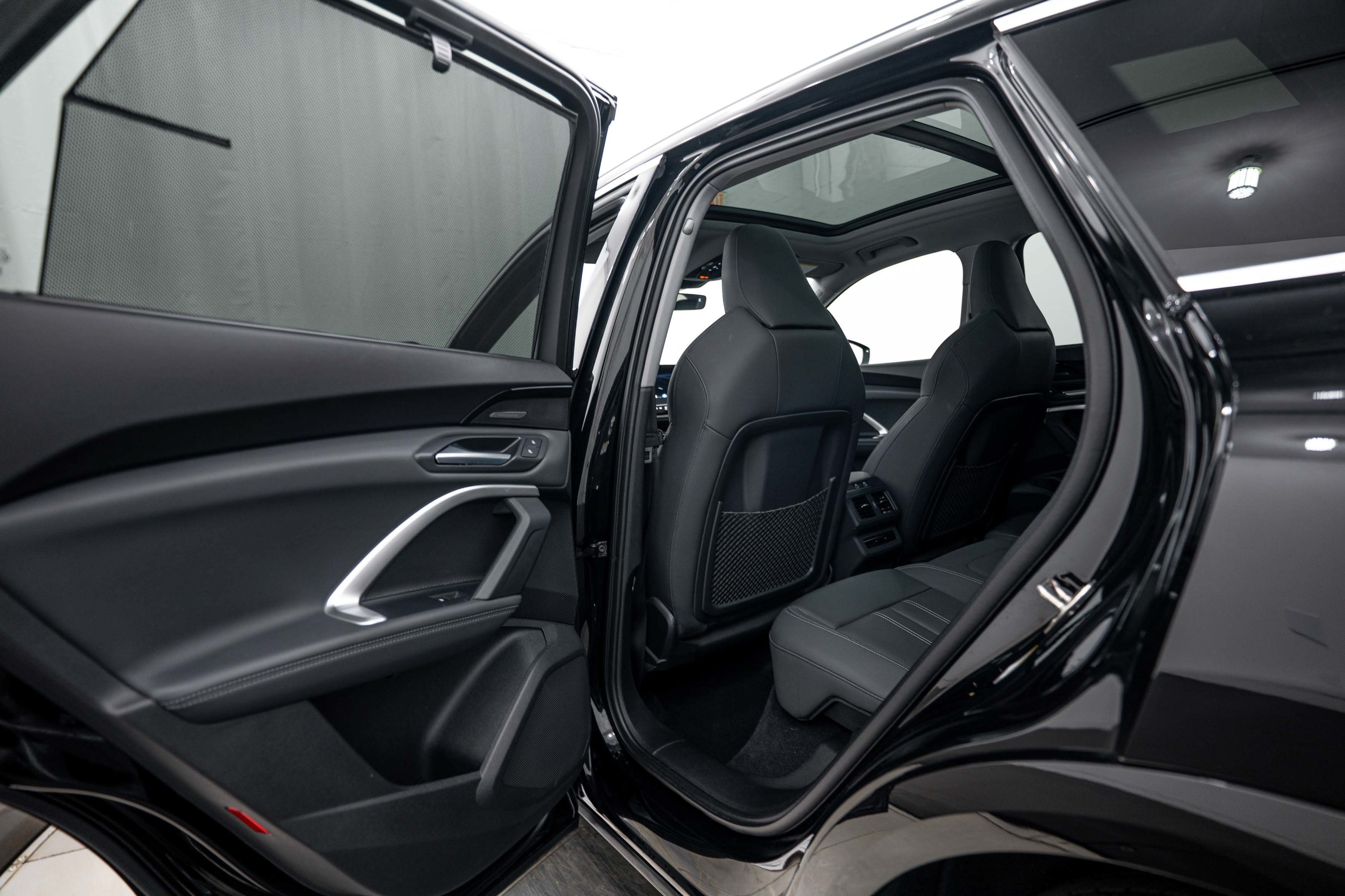 Used 2025 Audi Q5 Premium AWD/4WD image 19